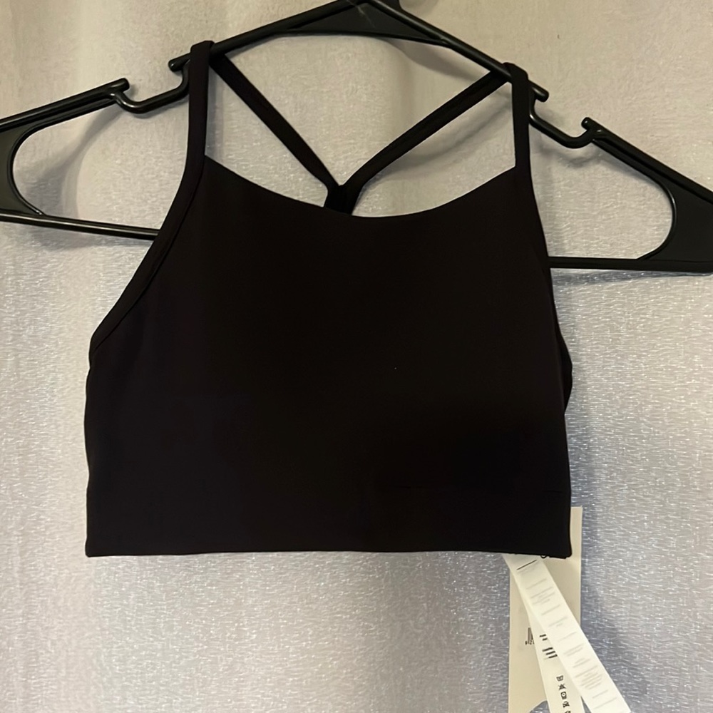 Stori Brand Sports Bra